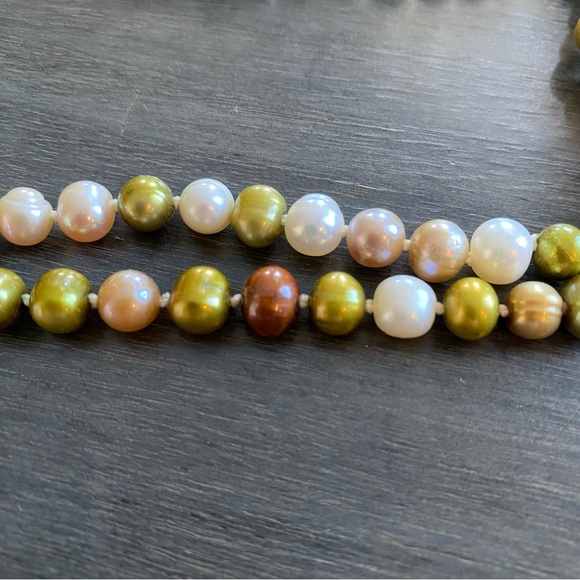 64” Rope of Potato Pearls in Green, Bronze, White and Cream - Picture 3 of 3